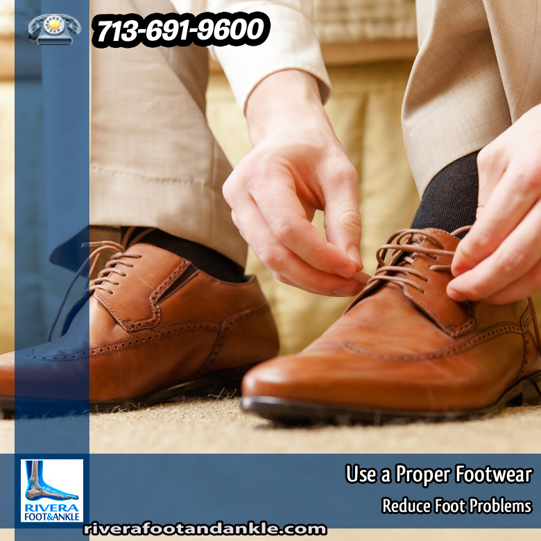 21-use-a-proper-footwear