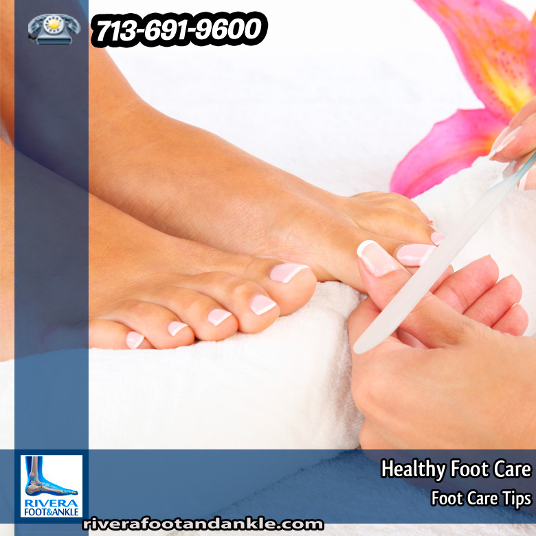 07-healthy-foot-care